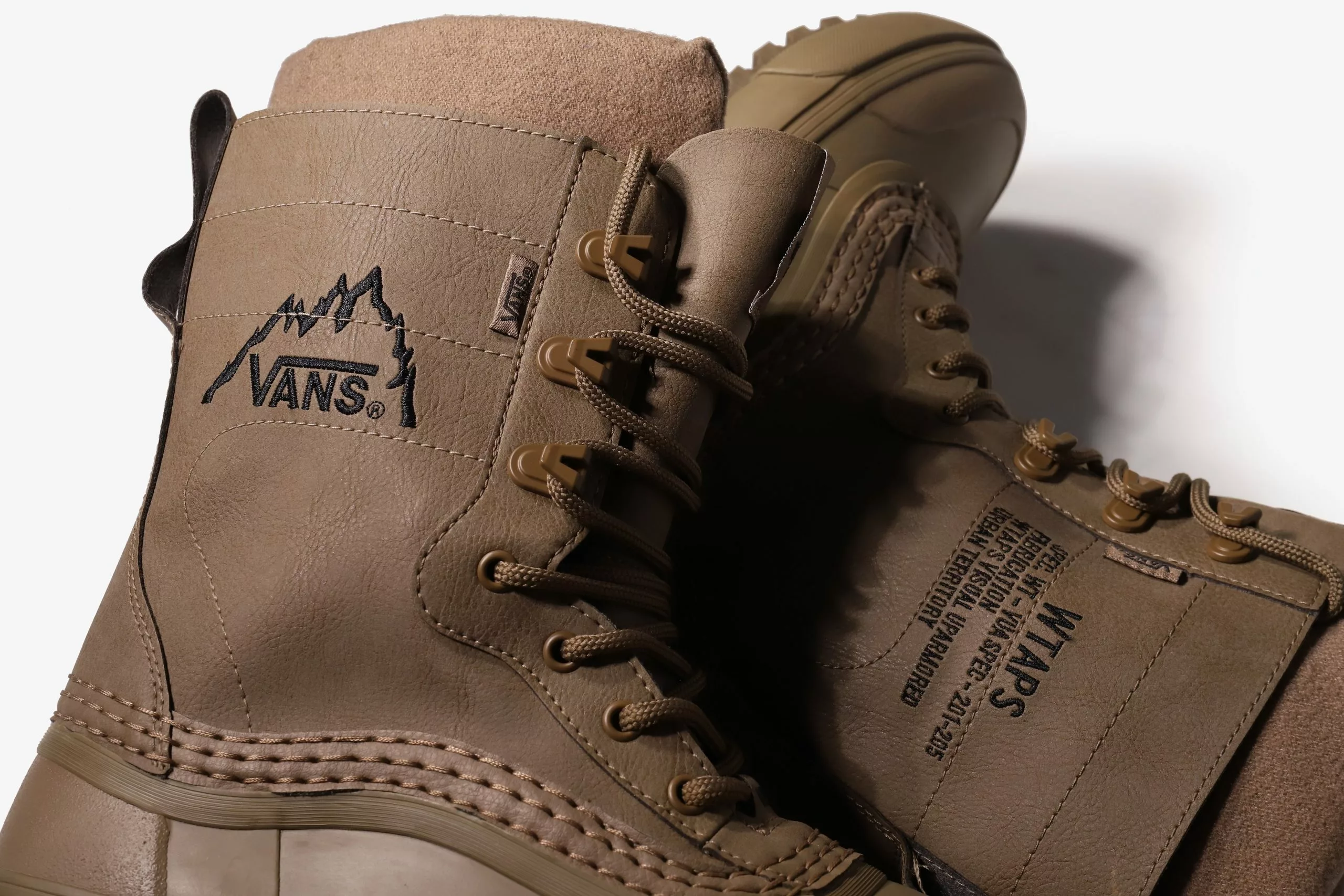 Vans Vault UA Standard Snow MTE x WTAPS - Image 5